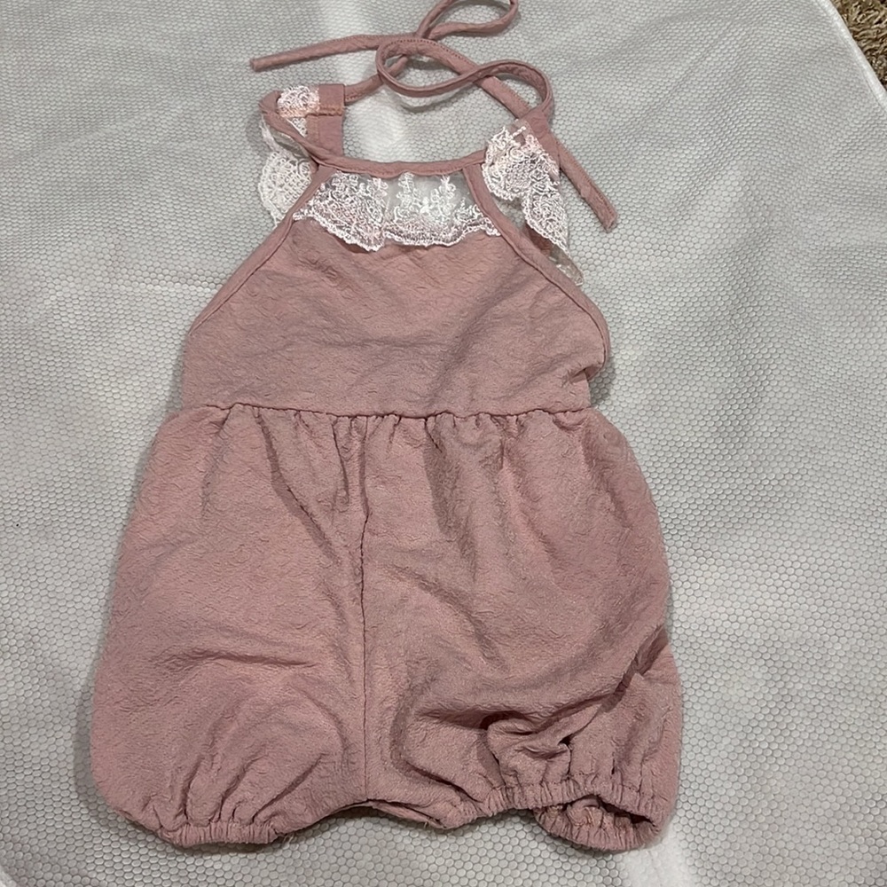 Bailey’s blossoms Large Halter bummie romper NWT